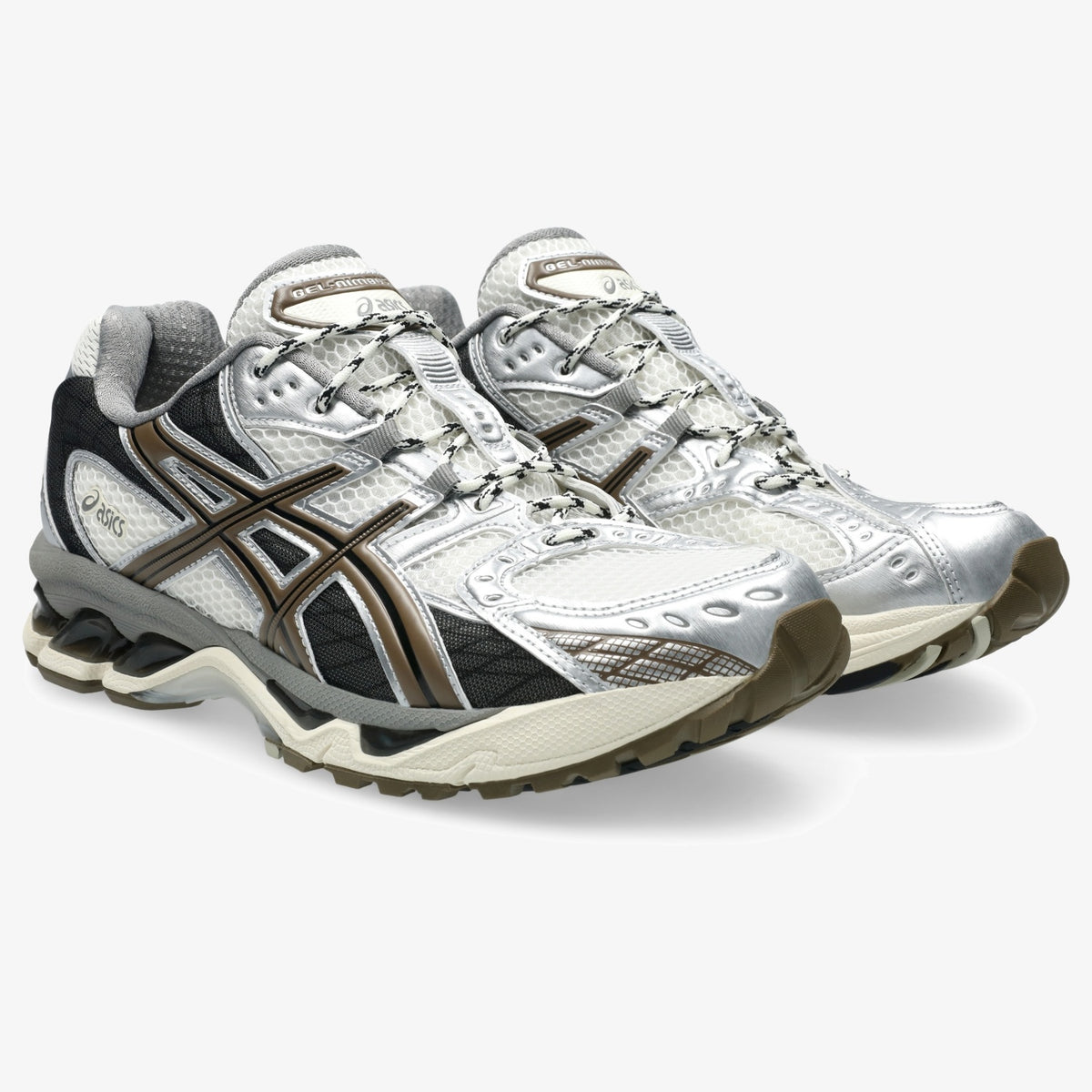 gel-nimbus 10.1 runner - Side product view