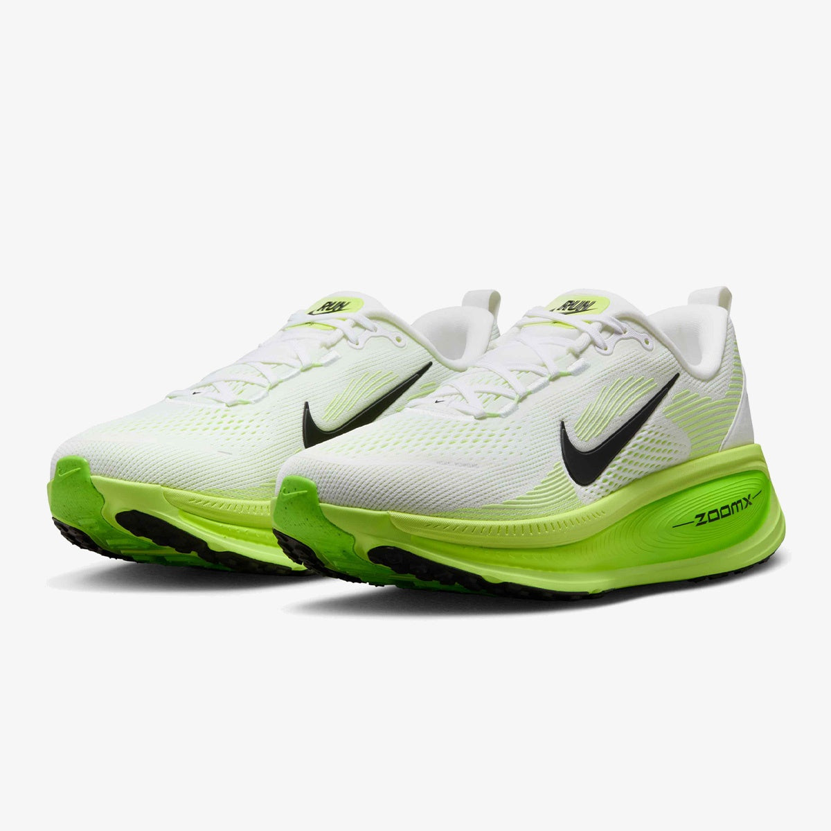 nike maximum cushioning shoe - Side product view
