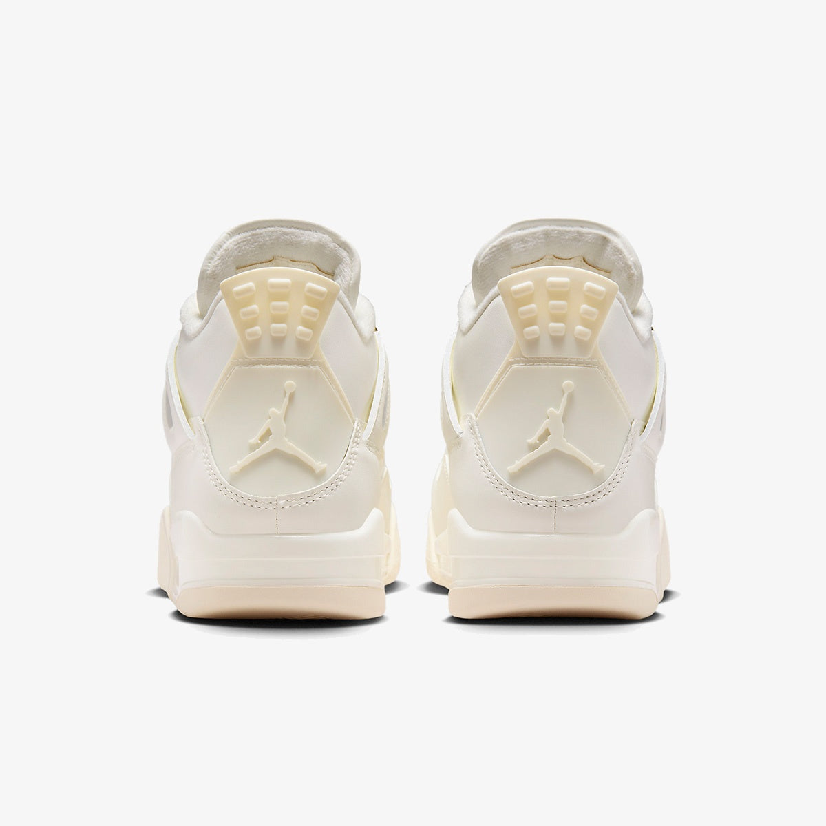 Wmns Air Jordan 4 Retro ‘Metallic Gold’