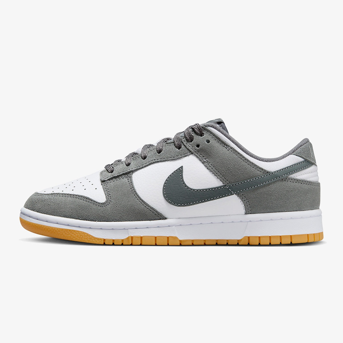 Nike Dunk Low ‘Smoke Grey Gum’