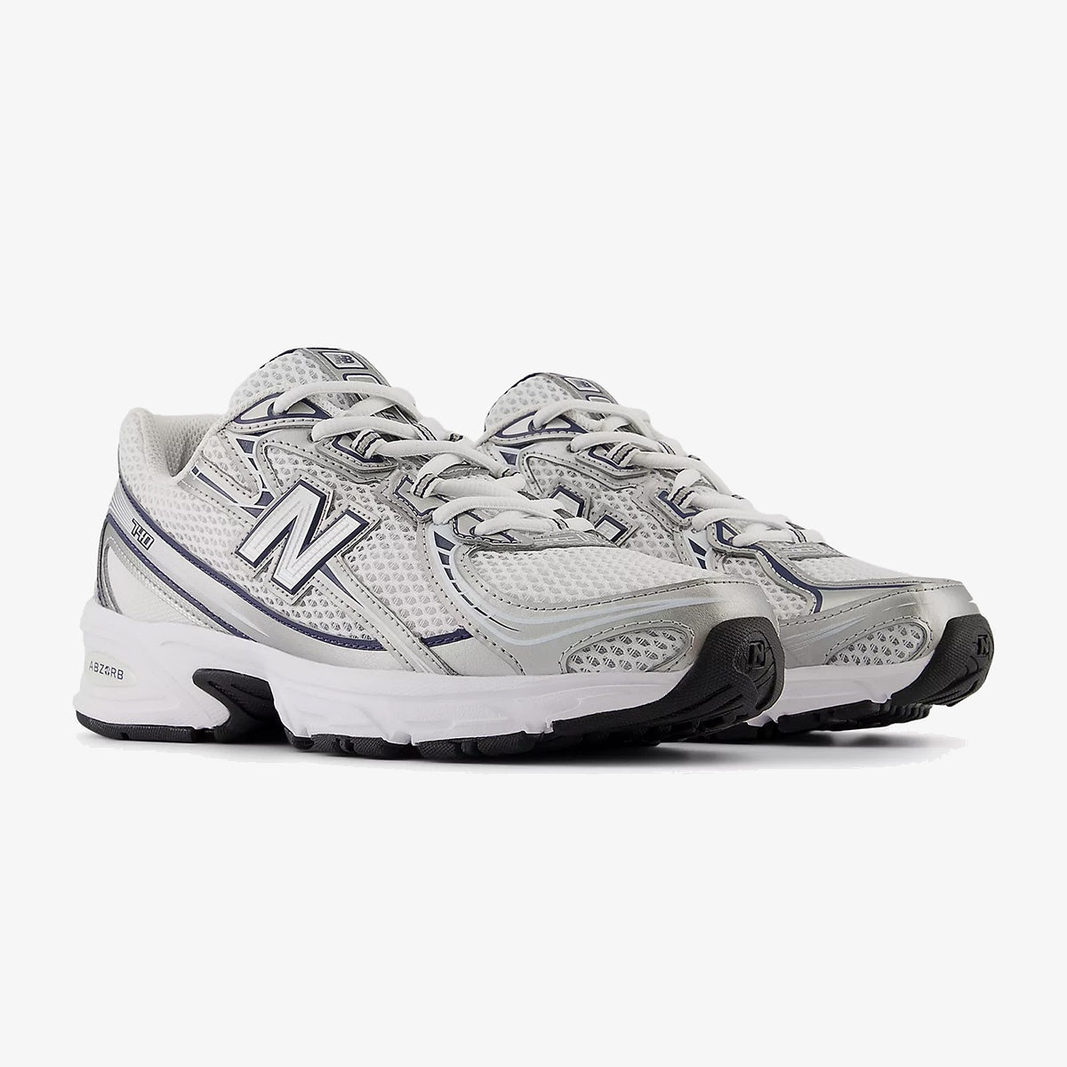 740v2 white navy shadow grey - Side product view