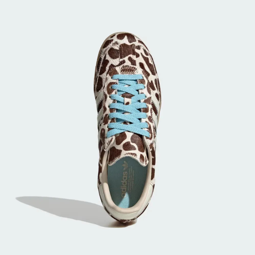 AD Samba Giraffe