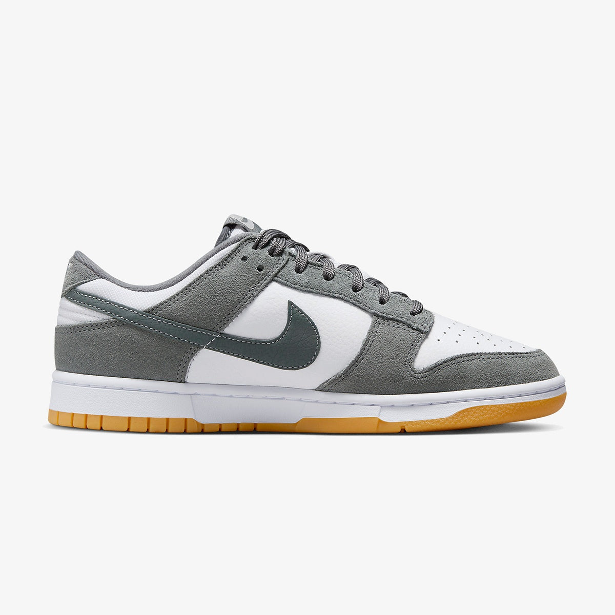 Nike Dunk Low ‘Smoke Grey Gum’