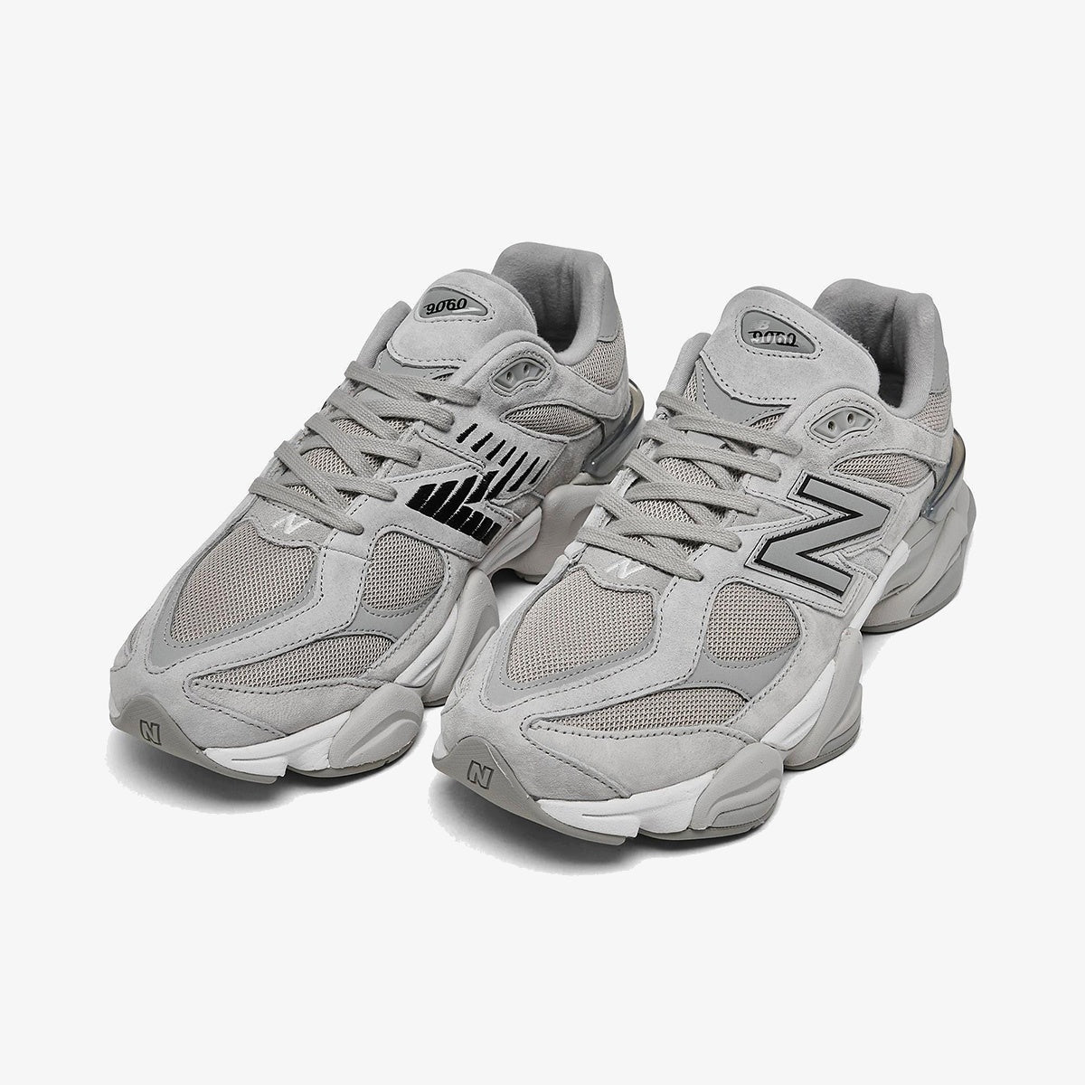 9060 silver metallic grey - Side product view