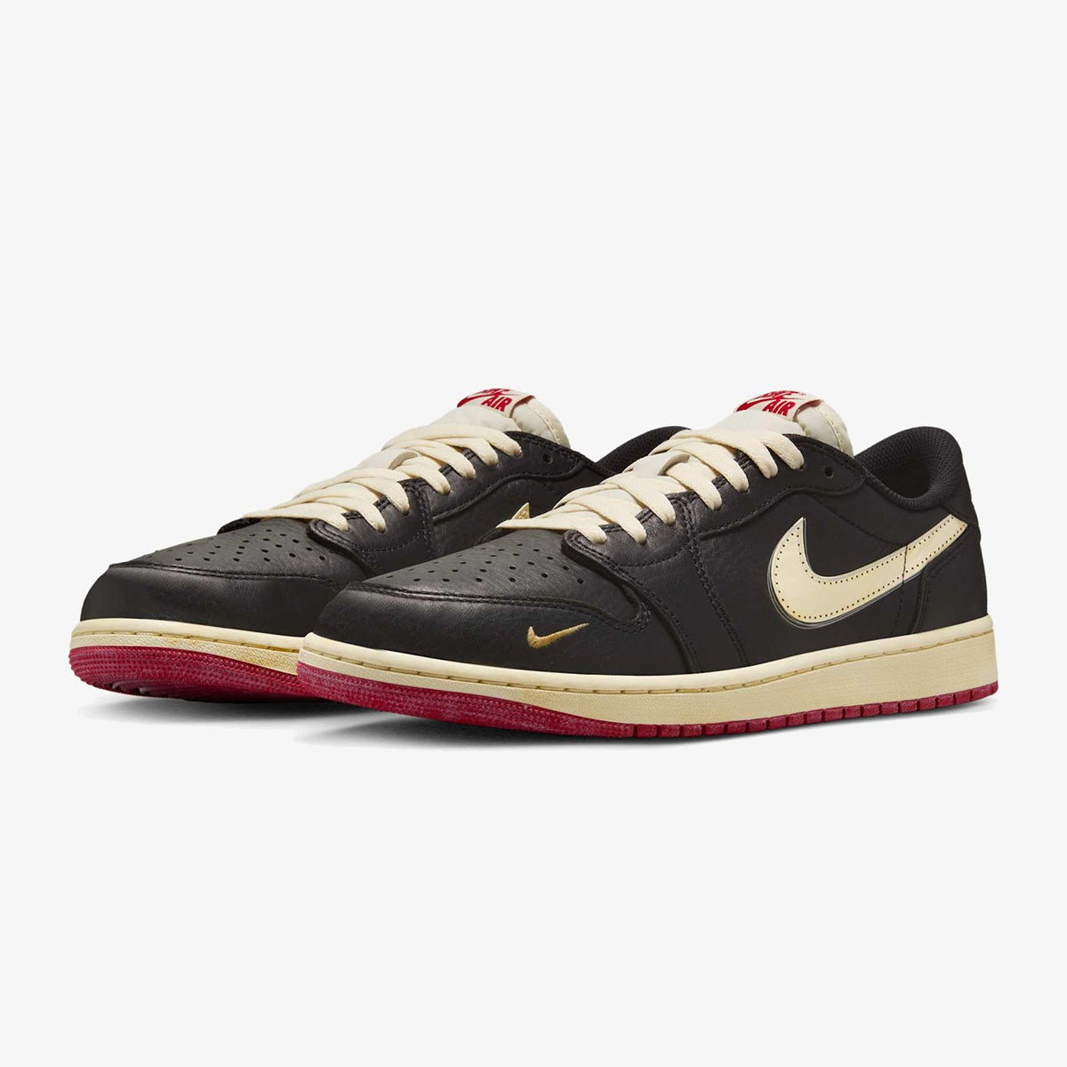 jordan 1 low better with time - Side product view