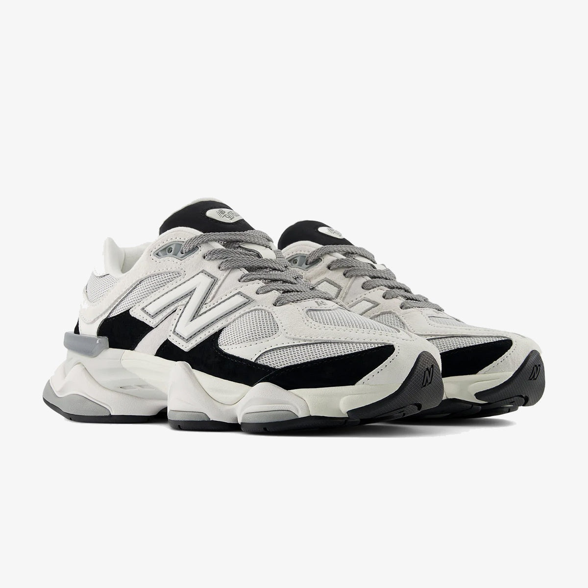 black grey new balance shoes - Side product view