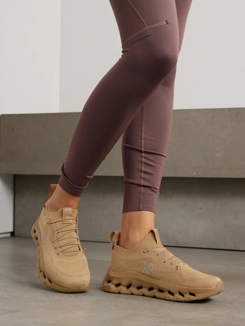 Lw x On Cloudtilt (Women's)