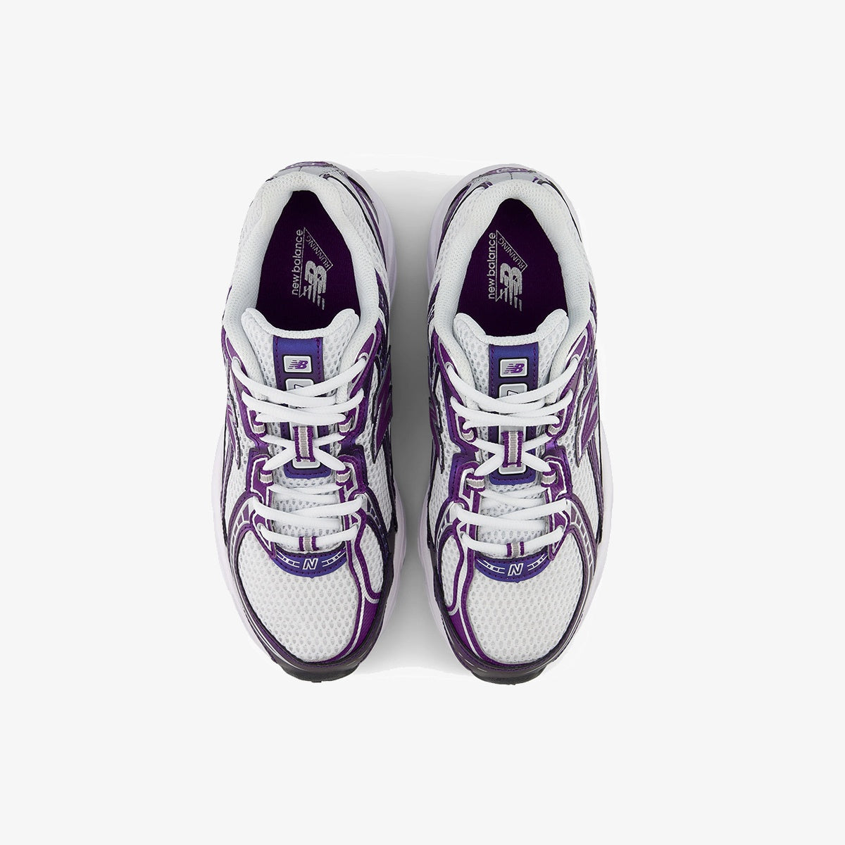 740v2 concord grape - Side product view