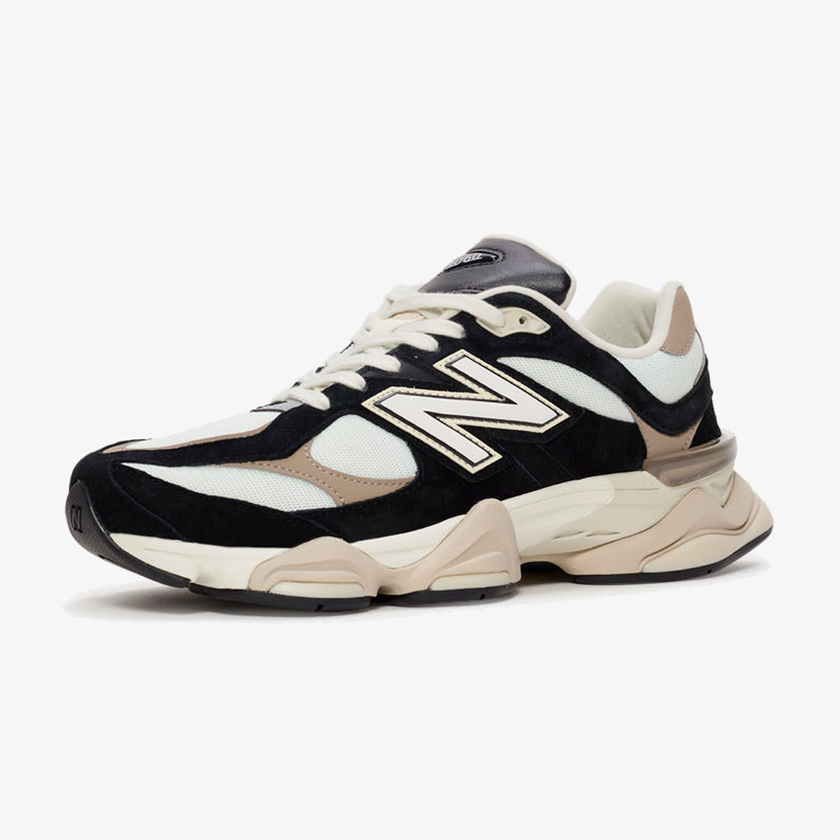neutral new balance sneaker - Side product view