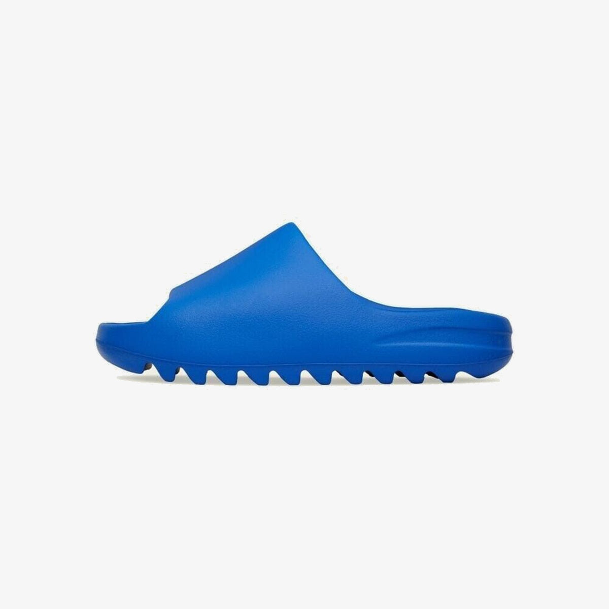 Adidas Yeezy Slides ‘Azure’