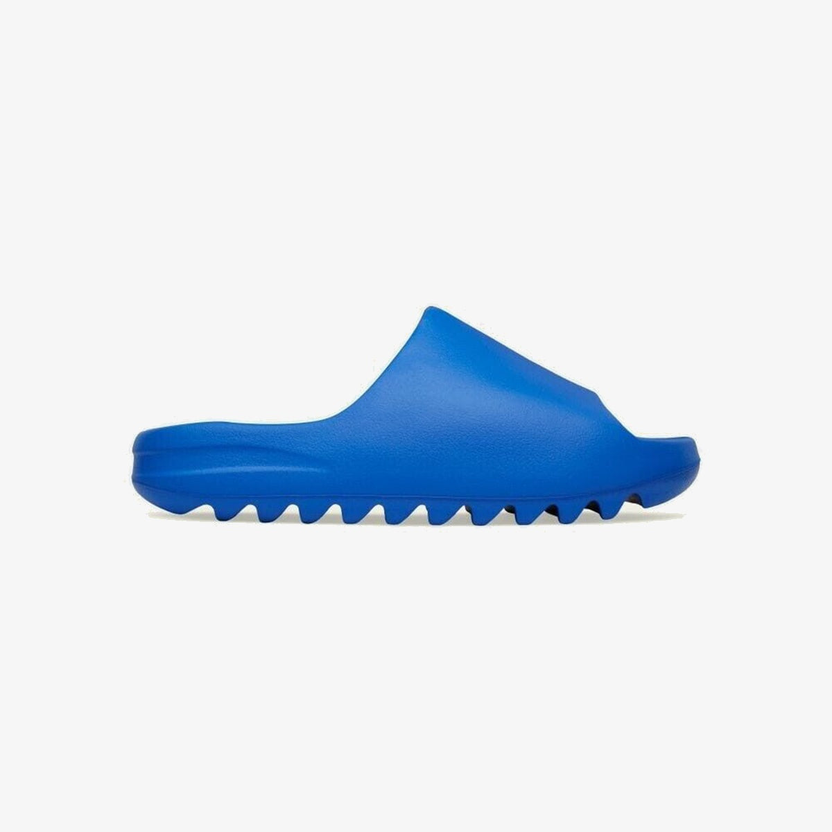 Adidas Yeezy Slides ‘Azure’